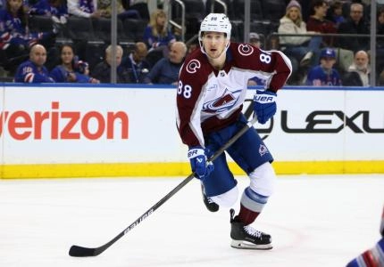 Martin Necas of the Colorado Avalanche.