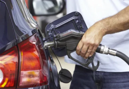 Le prix de l'essence retient l'attention dans une ville du Qu&eacute;bec