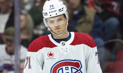 22 f&eacute;vrier 2025 ; Ottawa, Ontario, Canada ; Jake Evans (71), centre des Canadiens de Montr&eacute;al, patine au cours de la deuxi&egrave;me p&eacute;riode contre les S&eacute;nateurs d'Ottawa au Centre Canadian Tire.