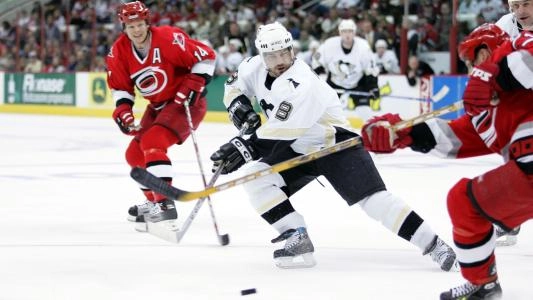 Pittsburgh Penguins' Mark Recchi plays vs. the Carolina Hurricanes