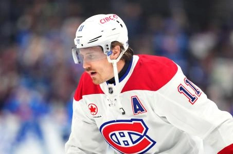 29 novembre 2025 ; Denver, Colorado, &Eacute;tats-Unis ; Brendan Gallagher (11), ailier droit des Canadiens de Montr&eacute;al, avant le match contre l'Avalanche du Colorado au Ball Arena.