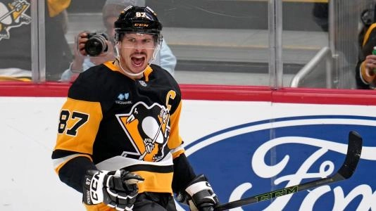 Pittsburgh Penguins captain Sidney Crosby