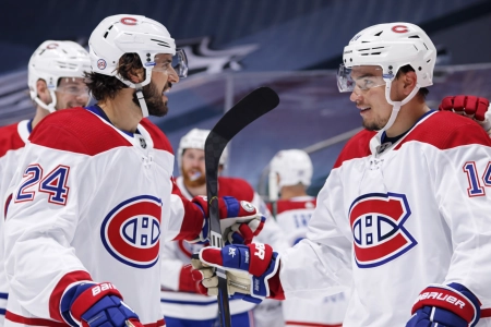 Nick Suzuki a pos&eacute; un beau geste imm&eacute;diatement apr&egrave;s l'arriv&eacute;e de Phillip Danault