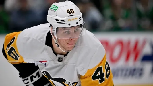 Pittsburgh Penguins' Blake Lizotte lines up for the faceoff