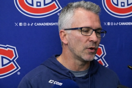 Martin St-Louis se vide le coeur sur Samuel Montembeault et il lance un avertissement
