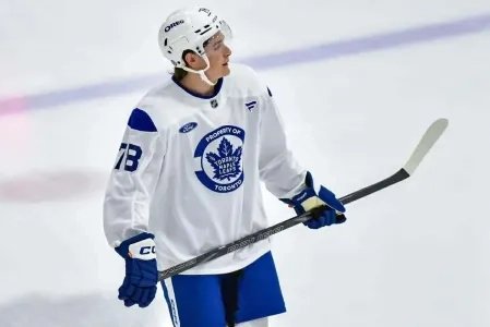 Toronto Maple Leafs prospect Tyler Hopkins