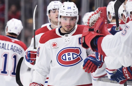 23 d&eacute;cembre 2025 ; Boston, Massachusetts, &Eacute;tats-Unis ; Le centre des Canadiens de Montr&eacute;al Nick Suzuki (14) c&eacute;l&egrave;bre son but avec ses co&eacute;quipiers lors de la troisi&egrave;me p&eacute;riode contre les Bruins de Boston au TD Garden.