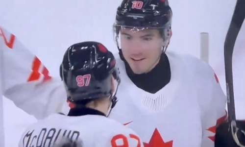 Nick Suzuki et Connor McDavid