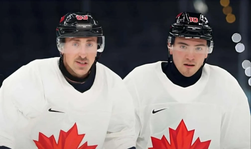 Nick Suzuki et Brad Marchand