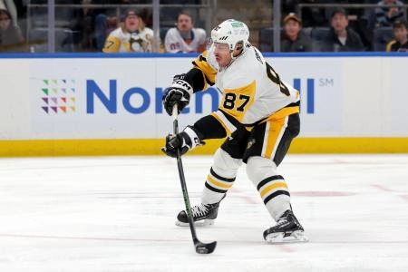 Penguins spark massive concern with vague Sidney Crosby injury update