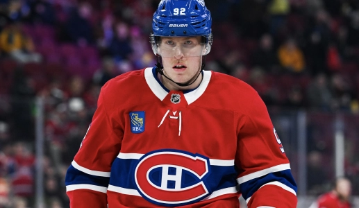 19 janvier 2025 ; Montr&eacute;al, Qu&eacute;bec, CAN ; L'ailier droit des Canadiens de Montr&eacute;al, Patrik Laine (92), observe pendant l'&eacute;chauffement avant le match contre les Rangers de New York au Centre Bell.