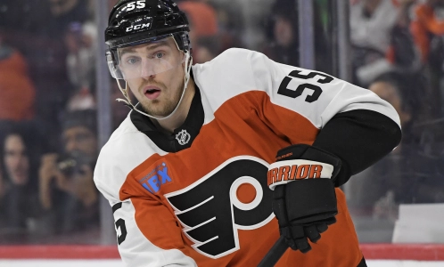 6 mars 2025 ; Philadelphie, Pennsylvanie, &Eacute;tats-Unis ; le d&eacute;fenseur des Flyers de Philadelphie Rasmus Ristolainen (55) contre les Jets de Winnipeg au Wells Fargo Center.