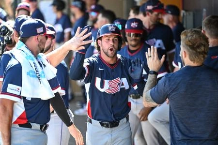 Blue Jays' Ernie Clement impresses in positional debut for Team USA