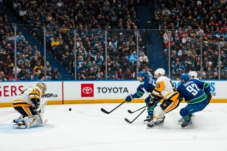 Pittsburgh Penguins explore Teddy Blueger trade reunion with $1.8M cap hit