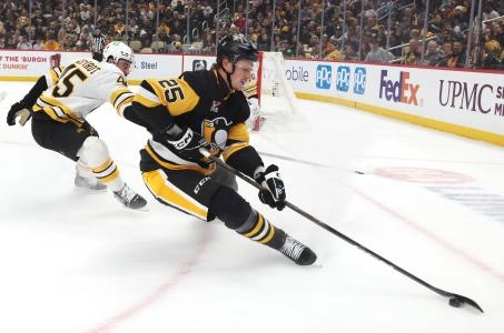 Elmer Soderblom calls Penguins relentless after debut in Pittsburgh's comeback win