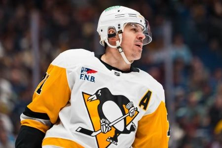 Kyle Dubas halts Evgeni Malkin extension talks despite center's desire to stay