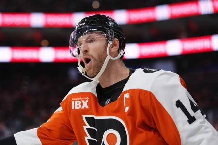 Flyers captain Sean Couturier blasts teammates for letting goalie down after embarrassing loss