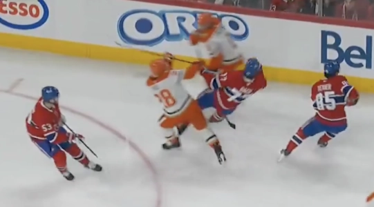 Jeffrey Viel, Kirby Dach, Noah Dobson et Alexandre Texier