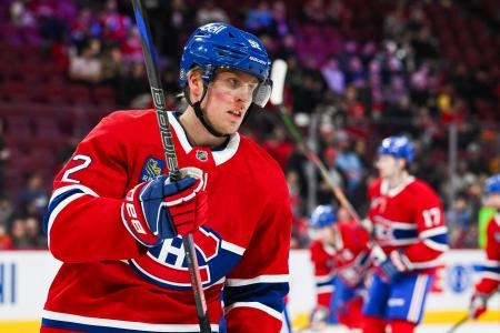 8 f&eacute;vrier 2025; Montr&eacute;al, Qu&eacute;bec, Canada; Patrik Laine (92), ailier droit des Canadiens de Montr&eacute;al, observe l'&eacute;chauffement avant le match contre les Devils du New Jersey au Centre Bell.