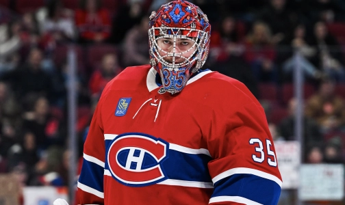 26 f&eacute;vrier 2026 ; Montr&eacute;al, Qu&eacute;bec, Canada ; Le gardien des Canadiens de Montr&eacute;al, Samuel Montembeault (35), observe la mise en condition avant le match contre les Islanders de New York au Centre Bell.