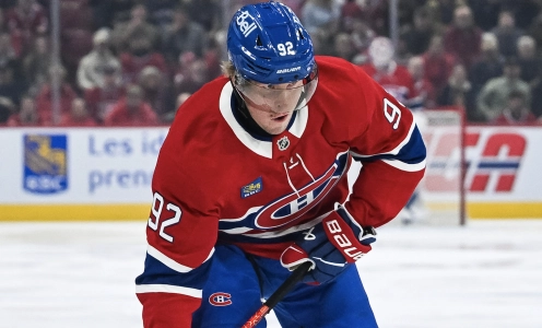 22 mars 2025 ; Montr&eacute;al, Qu&eacute;bec, Canada ; L'ailier droit des Canadiens de Montr&eacute;al, Patrik Laine (92), tire au but face &agrave; l'Avalanche du Colorado lors de la premi&egrave;re p&eacute;riode au Centre Bell.