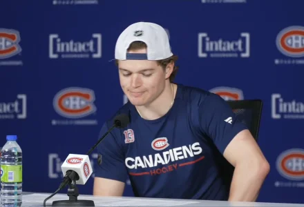 Une scène gênante qui touche directement Cole Caufield fait énormément réagir après son 50e but