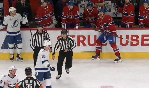 On sait désormais ce qu'Arber Xhekaj a crié à Corey Perry lors de leur altercation