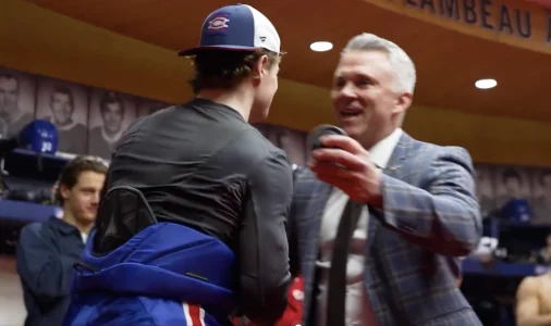 Cole Caufield et Martin St-Louis