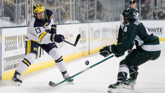 Edmonton Oilers miss out on signing Hobey Baker finalist losing him to a conference rival