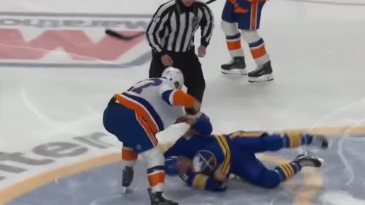 Maple Leafs double down on toughness by signing a fighter who fits Craig Berube's group in Landon Sim