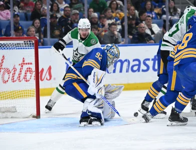 What happened after Steve Barton’s final game said everything about Buffalo and Dallas