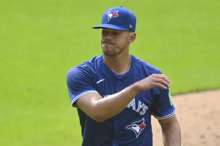 Toronto Blue Jays starting pitcher Jose Berrios struggles in first Single-A rehab outing