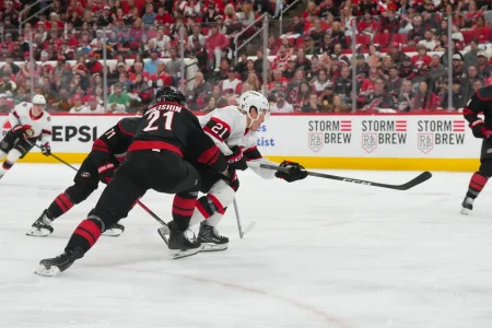 Nick Cousins loses control with dirty slash as Senators unravel in Game 1