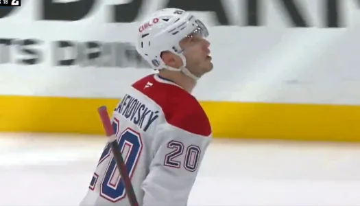 On vient de découvrir ce qui a mis Juraj Slafkovsky dans tous ses états avant son tour du chapeau