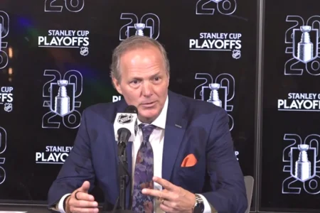 « C’était de la stupidité » : Jon Cooper s’en prend à ses joueurs après la défaite face au Canadien