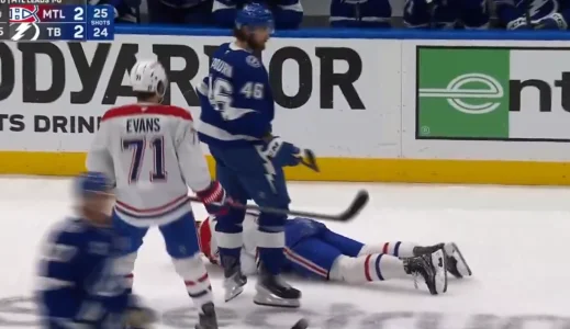 Scène honteuse impliquant un ancien du Lightning qui s'en prend à Josh Anderson