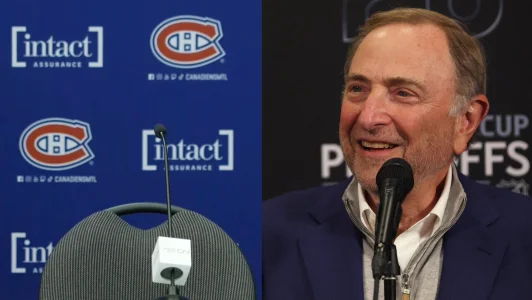 20 avril 2026 ; Pittsburgh, Pennsylvanie, États-Unis ; Gary Bettman, commissaire de la Ligue nationale de hockey, prend la parole lors dune conférence de presse avant le deuxième match du premier tour des séries éliminatoires de la Coupe Stanley 2026, opposant les Penguins de Pittsburgh aux Flyers de Philadelphie, à la PPG Paints Arena.
