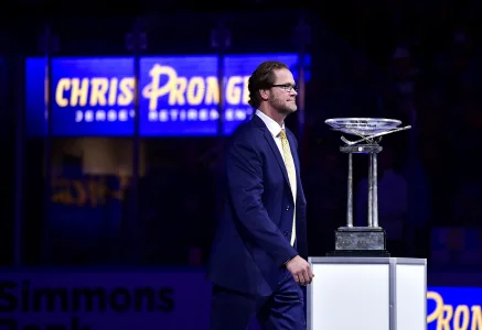 A big rumor involving the next GM of the Leafs has just been shut down by Chris Pronger