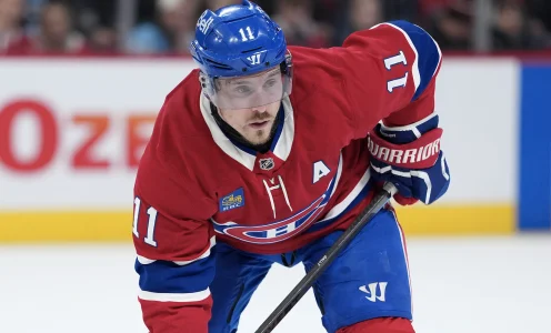 20 janvier 2026 ; Montr�al, Qu�bec, Canada ; Lattaquant des Canadiens de Montr�al Brendan Gallagher (11) se pr�pare pour une mise au jeu contre le Wild du Minnesota au cours de la deuxi�me p�riode au Centre Bell.