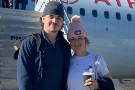 Centre Bell en délire : la réaction de la maman d'Arber Xhekaj devient virale