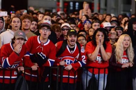 Coup de théâtre à Montréal : entrée gratuite à l'extérieur du Centre Bell ce soir
