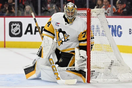 Apr 22, 2026; Philadelphia, Pennsylvania, USA; Pittsburgh Penguins goaltender Stuart Skinner (74) against the Philadelphia Flyers during the first period in game three of the first round of the 2026 Stanley Cup Playoffs at Xfinity Mobile Arena.
