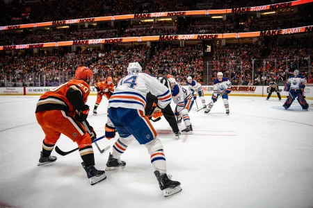 Mark Messier calls out Oilers flaw that could end their Stanley Cup push