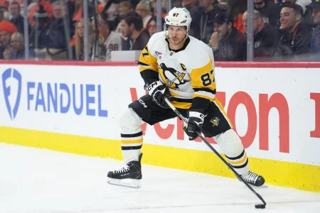 Sidney Crosby’s post-elimination gesture says everything about the Penguins’ painful exit