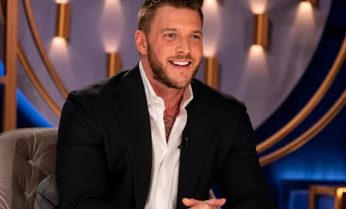 Mathieu Baron en amour, sa photo intrigue