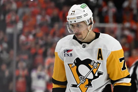 Former Penguin Tyler Kennedy links Evgeni Malkin to rival team as a potential free agent destination