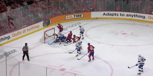 S�quence du match num�ro six entre le Canadien de Montr�al et le Lightning de Tampa Bay.