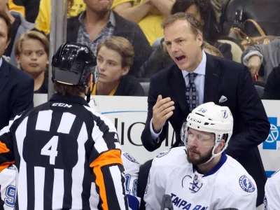 Jon Cooper’s surprising off-ice moment with referees shows why he is different