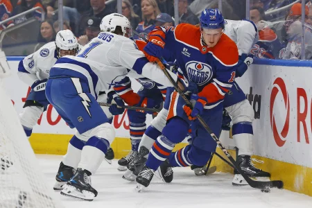 Edmonton Oilers lose forward from Kris Knoblauch's roster mix to overseas team