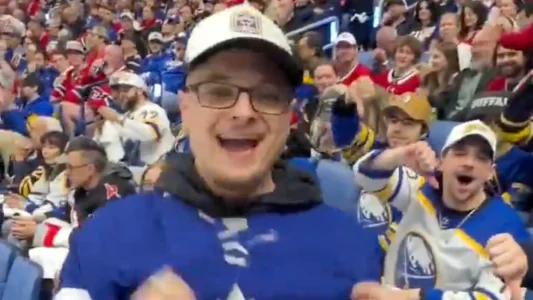Leafs fan McKenna jersey